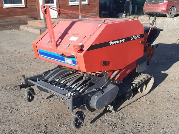 Пресс-подборщик Takakita SR550