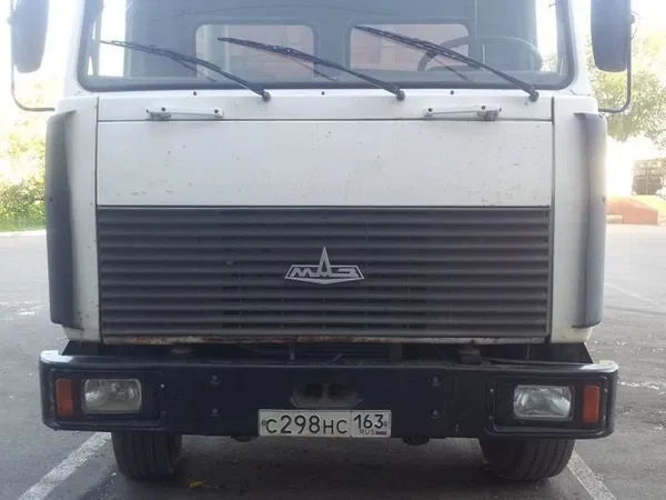 Самосвал МАЗ 551605