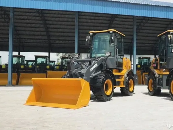 Фронтальный погрузчик XCMG LW180FV
