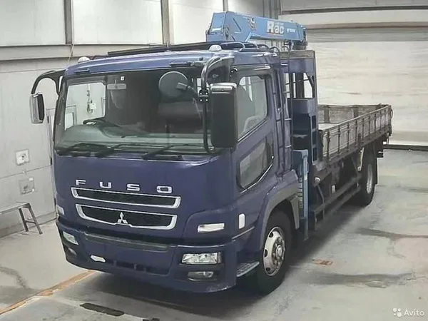 Бортовой грузовик с КМУ Mitsubishi Fuso Fighter