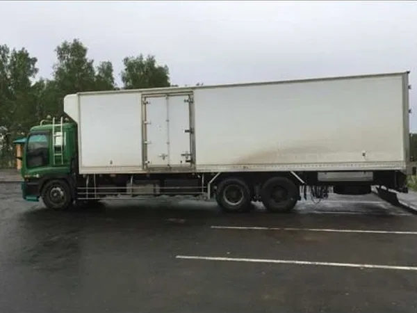 Грузовой фургон Isuzu Giga (C-series)