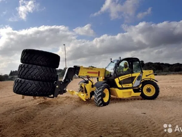 Телескопический погрузчик New Holland LM1345