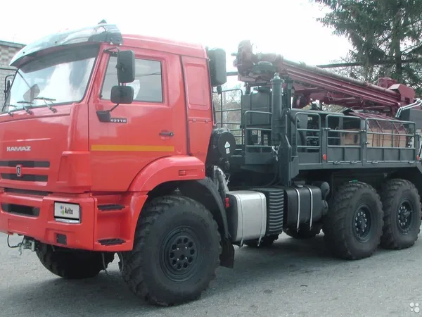 Мобильная буровая установка Геомаш ПБУ-2-317 на шасси КамАЗ 43118