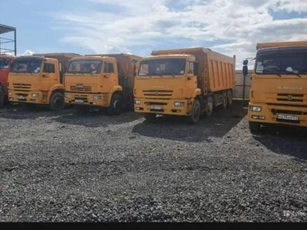 Самосвал КамАЗ 65201