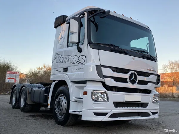 Седельный тягач Mercedes-Benz Actros 2641LS