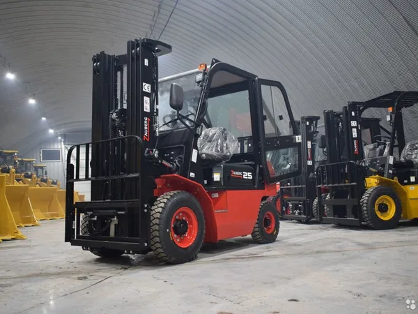 Вилочный погрузчик Zauberg CPCD25-M1C