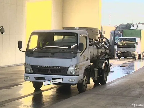Ассенизатор Mitsubishi Fuso Canter