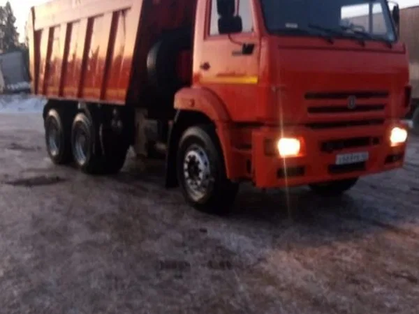 Самосвал КамАЗ 6520