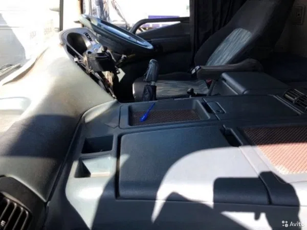 Седельный тягач Mitsubishi Fuso Super Great