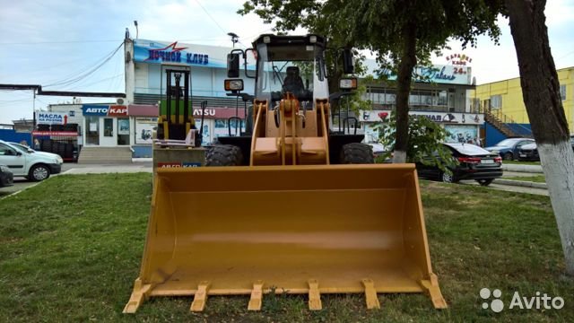 Фронтальный погрузчик lonking LG833