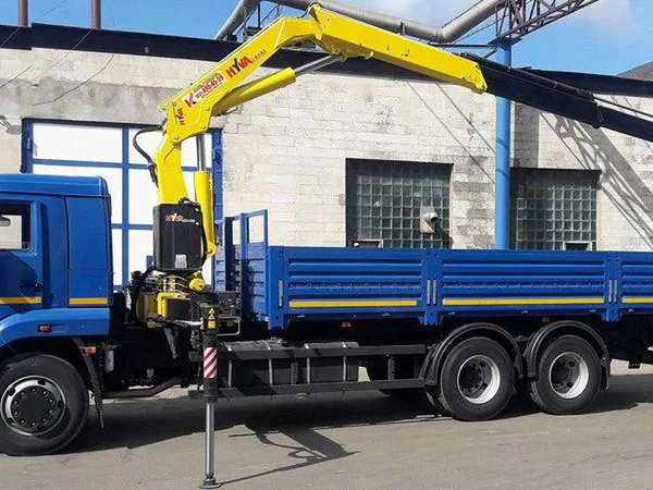Бортовой грузовик с КМУ КамАЗ 65117-23010-50