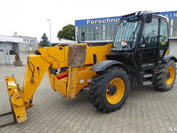 Телескопический погрузчик JCB 540-180