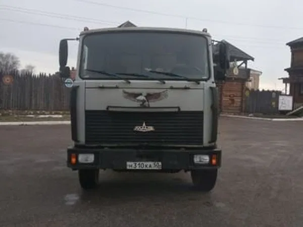 Самосвал МАЗ 5551