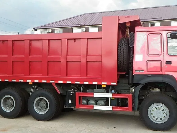 Самосвал HOWO HW76