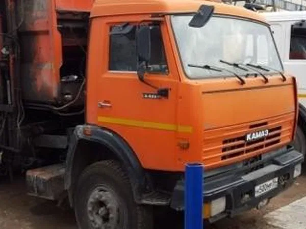 Мусоровоз Коммаш Мценск КО-449-02 на шасси КамАЗ 65115