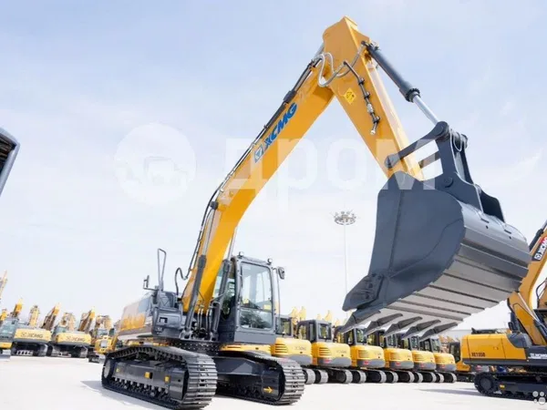 Гусеничный экскаватор XCMG XE225DN