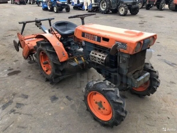 Мини-трактор Kubota B6000 (50021645)