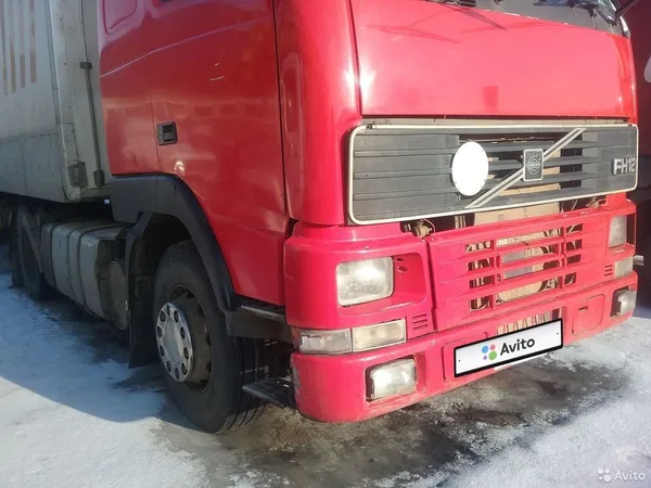 Седельный тягач Volvo FH12