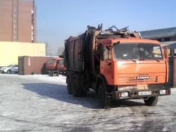 Мусоровоз КОММАШ Арзамас КО-440-5 на шасси КамАЗ 53215
