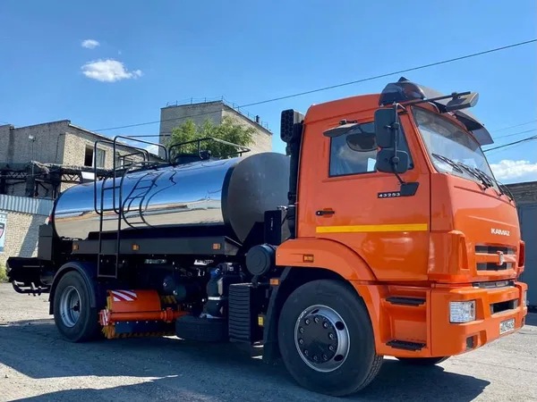 Автогудронатор КамАЗ 43253