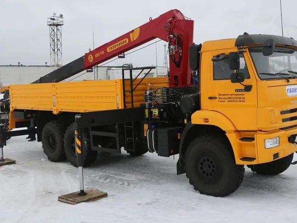 Бортовой грузовик с КМУ КамАЗ 43118-23027-50