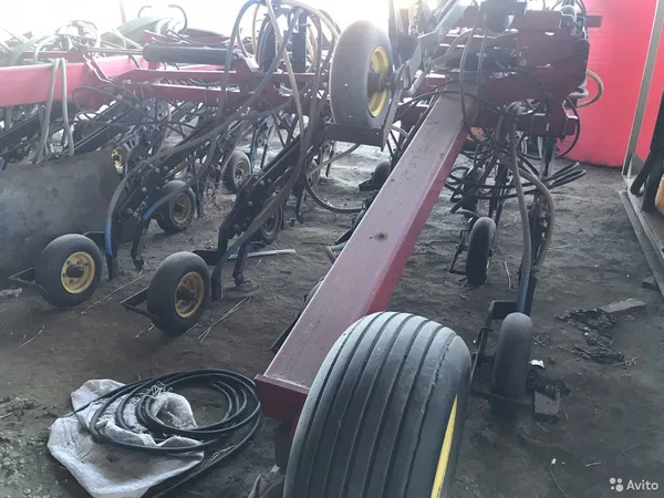 Сеялка Vaderstad Seed Hawk