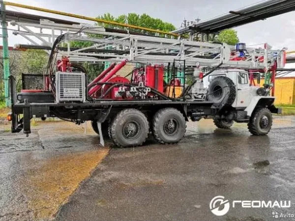 Мобильная буровая установка Геомаш УРБ-25 на шасси УРАЛ 4320