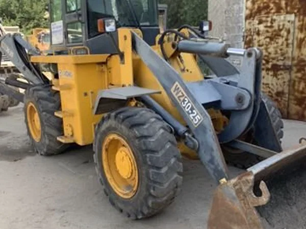 Экскаватор-погрузчик XCMG WZ30-25