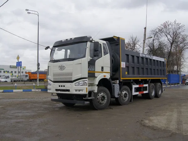 Самосвал FAW J6 CA3310