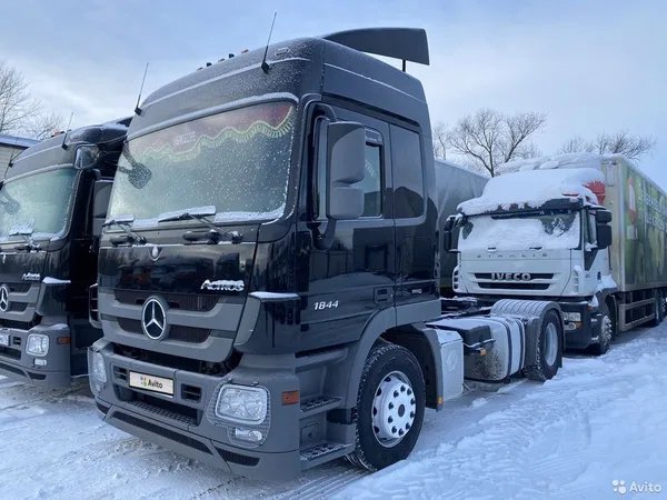 Седельный тягач Mercedes-Benz Actros 1844LS