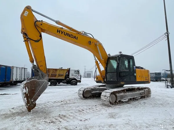 Гусеничный экскаватор Hyundai R 210LC-7