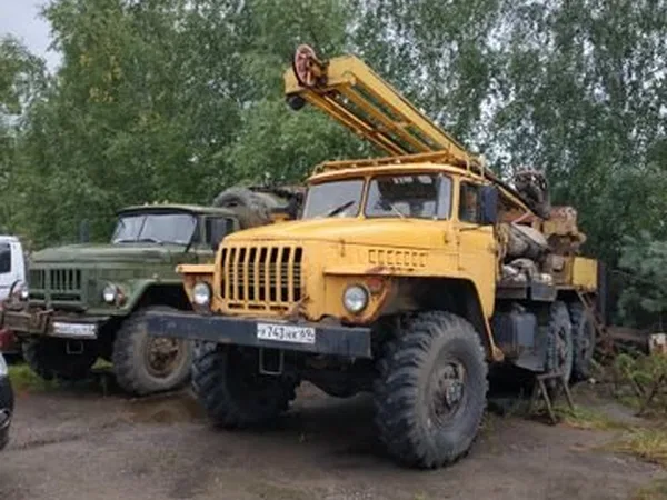 Мобильная буровая установка УРАЛ УРБ-2А2