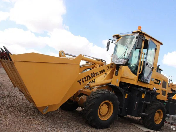 Фронтальный погрузчик Titan ZL20S