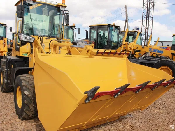 Фронтальный погрузчик Titan ZL20S