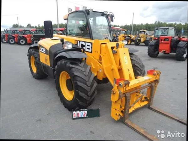 Телескопический погрузчик JCB 536