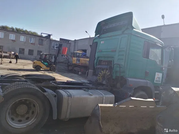 Седельный тягач MAN TGA 18.350