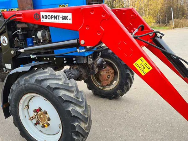 Навесной погрузчик (КУН) Палехагромаш Favorit-800