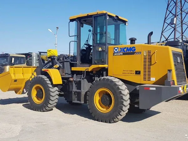 Фронтальный погрузчик XCMG LW330FN