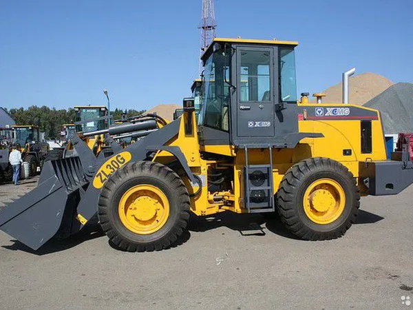 Фронтальный погрузчик XCMG ZL30GV