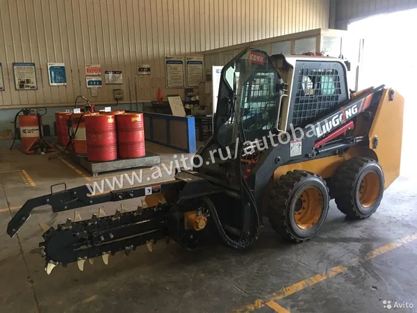Мини-погрузчик LiuGong CLG385A