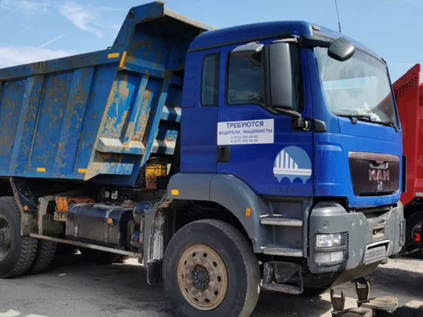 Самосвал MAN TGS 40.390