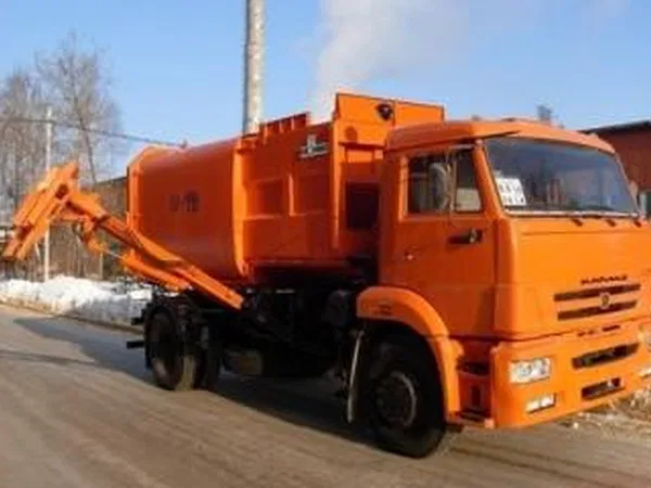 Мусоровоз КОММАШ Арзамас КО-449-19 на шасси КамАЗ