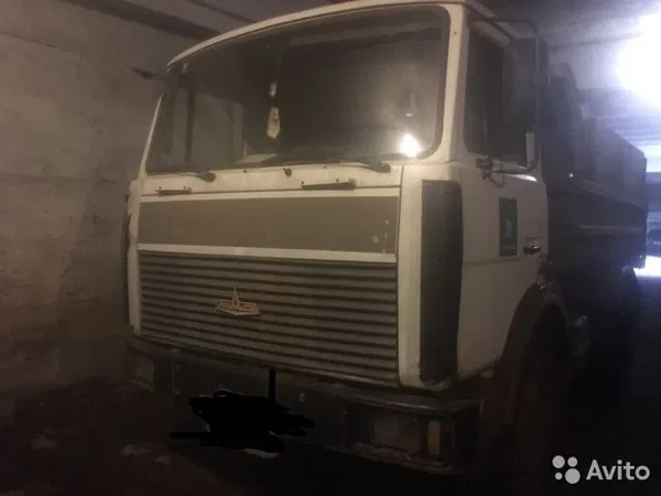 Самосвал МАЗ