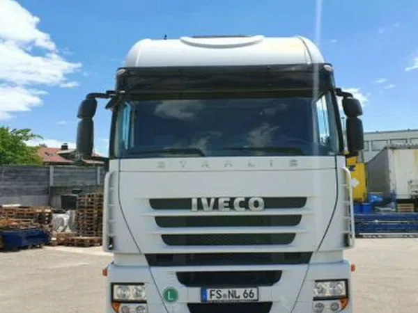 Седельный тягач IVECO Stralis