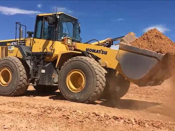 Фронтальный погрузчик Komatsu WA470-6