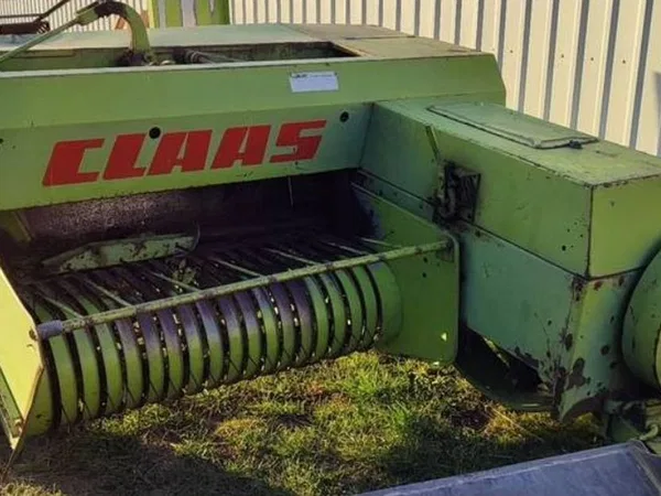 Пресс-подборщик Claas Rollant 50