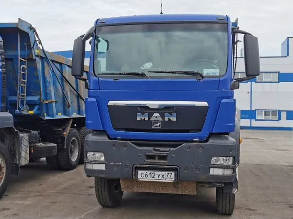 Самосвал MAN TGS 40.390