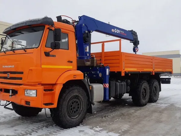 Бортовой грузовик с КМУ КамАЗ 43118 с КМУ DongYang ss1956 ace