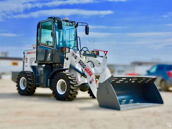 Фронтальный погрузчик GoodWork LX180F