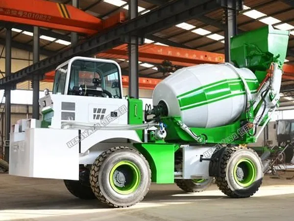 Самоходный бетоносмеситель CMT 1200